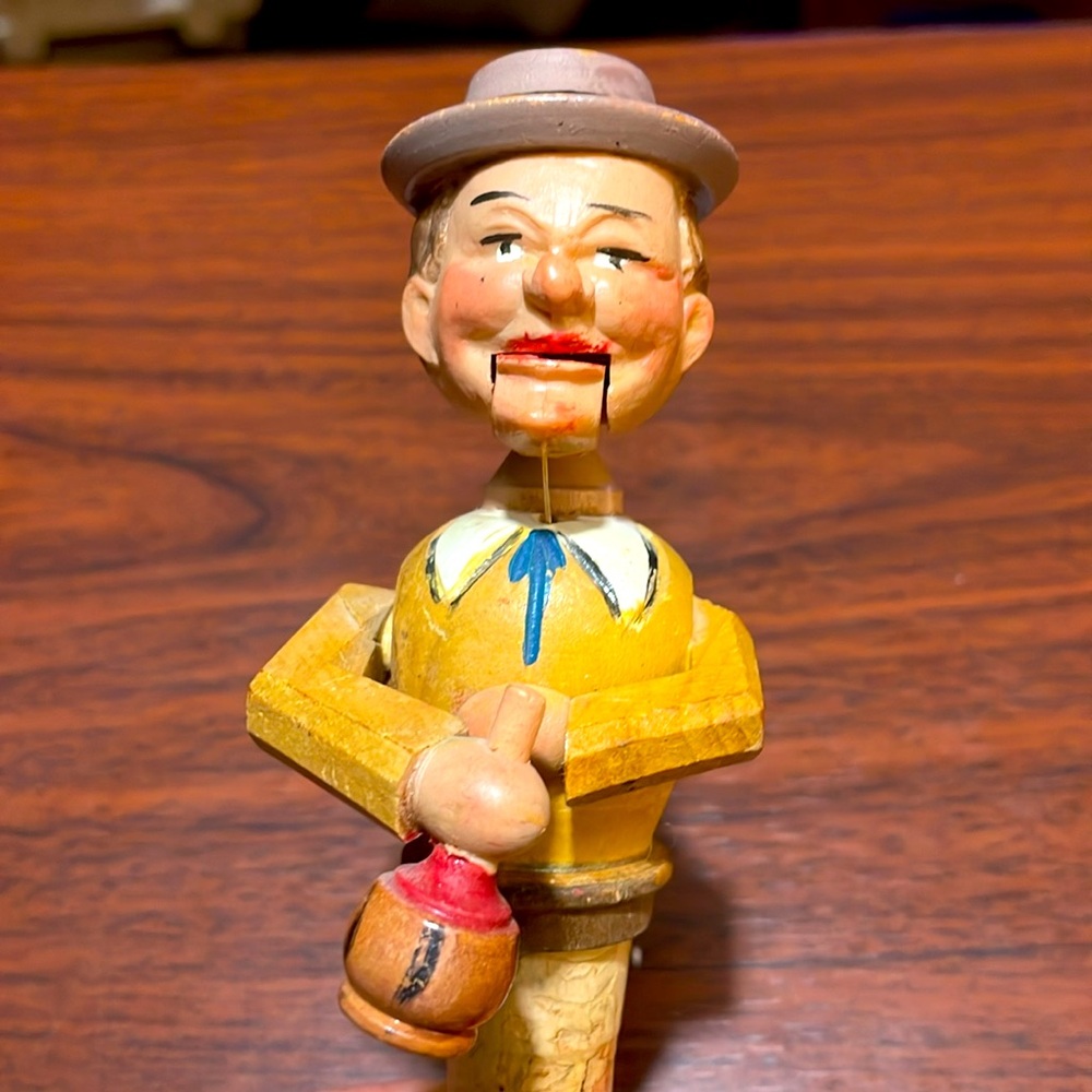 Vtg German Hand Carved Wood Folk Art puppet Bottle Stopper Wine Drinking Gent